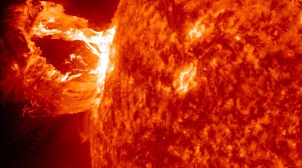 o furtuna solara loveste pamantul care sunt efectele