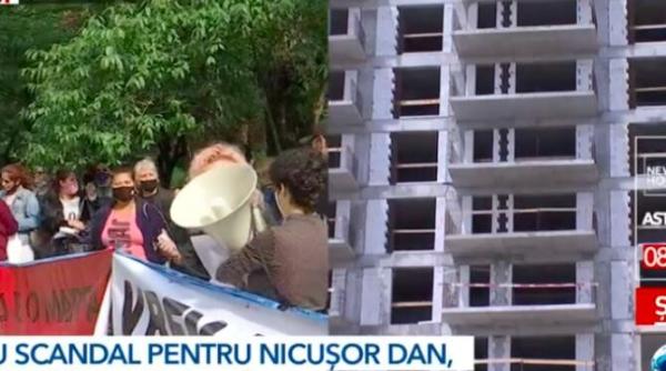 protest in fata primariei capitalei zeci de familii solicitare catre nicusor dan