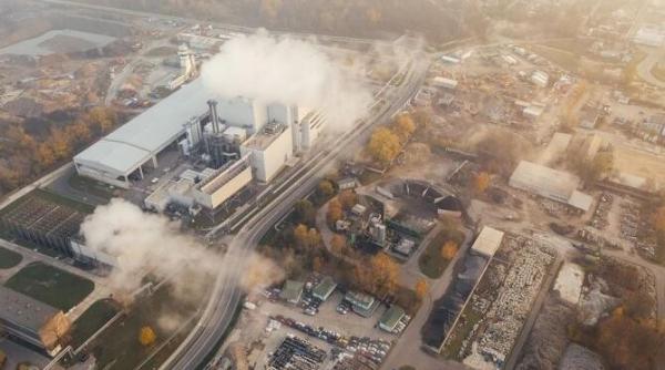 lebada umana va survola cerul marii britanii pentru a atrage atentia asupra schimbarilor climatice