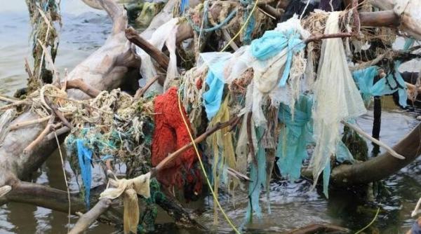 cercetatorii de la universitatea tehnica din cluj lucreaza la un sistem de curatare a oceanelor