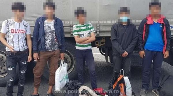 zece migranti ascunsi in tir uri depistati in ultimele ore la frontiera cu ungaria