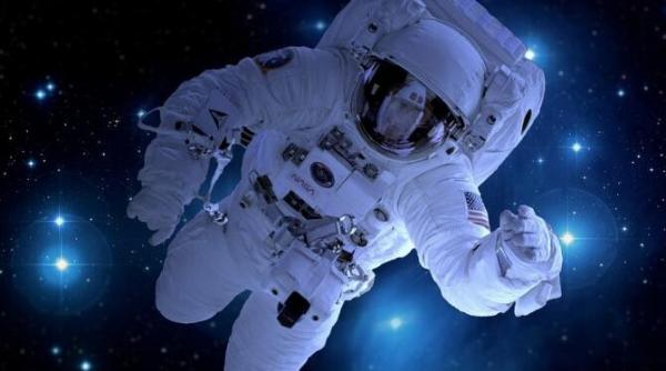 255 de romani candideaza la un post de astronaut la agentia spatiala europeana
