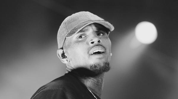 chris brown a agresat fizic o femeie in los angeles nu este la prima fapta violenta