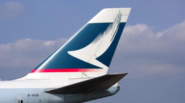 angajatii care refuza vaccinarea isi risca locul de munca anunta o companie aeriana