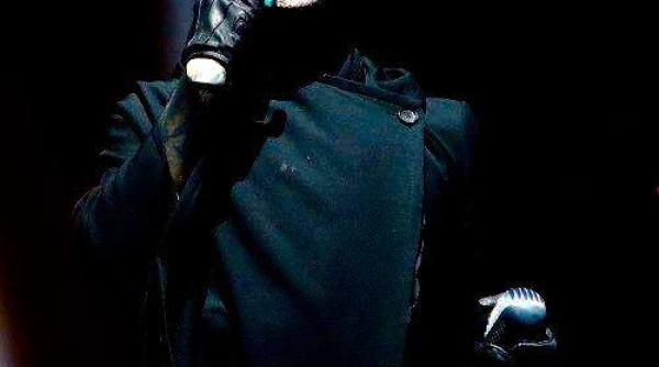 marilyn manson se va preda politistilor