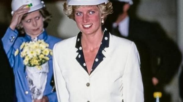 printesa diana ultima discutie telefonica a murit la cateva ore dupa ce a spus ca vrea redefinirea regalitatii cui i a spus asta