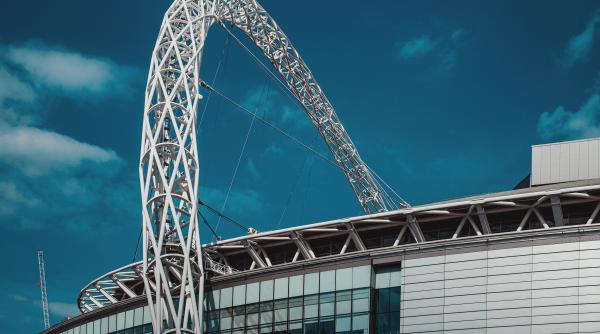 comisia europeana cere uefa sa mute finala euro 2020 de la londra