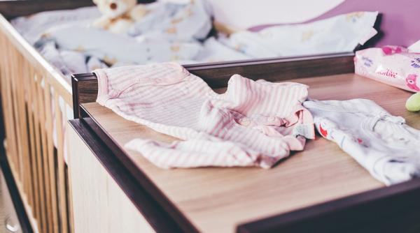 ffetita de nici 2 ani gasita moarta intr un apartament din cernavoda marturiile cutremuratoare ale vecinilor