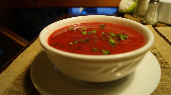 ciorba de rosii reteta perfecta in zilele caniculare te racoreste instant