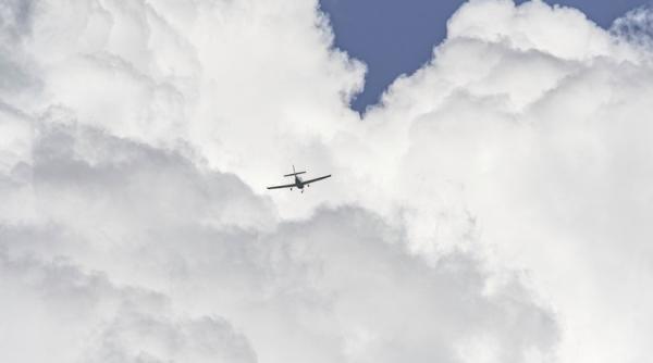 foto masina zburatoare aircar a efectuat cu succes un zbor de 35 de minute