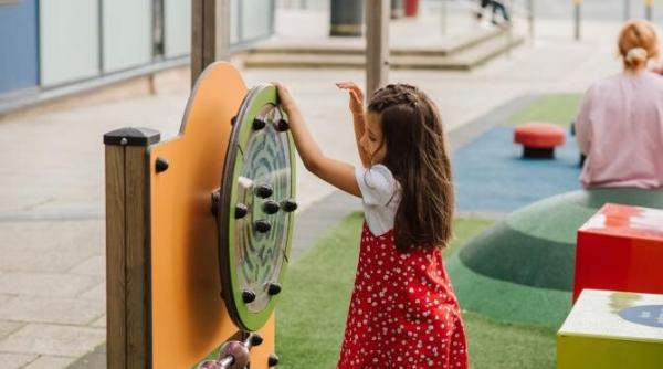 atac armat intr un parc plin de copii