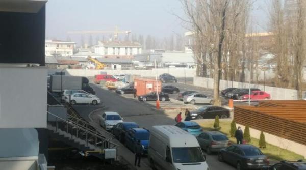 pozele care arata frica romanului de amenzi cum a fost o strada curatata de masini in doi timpi si trei miscari foto