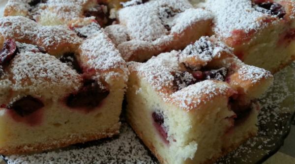 prajitura cu visine cum faci sa ti iasa foarte pufoasa este simplu