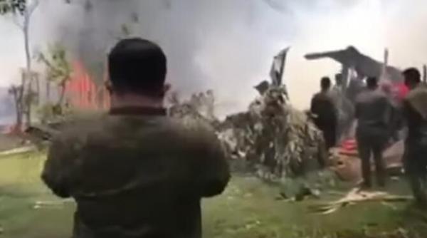 avion prabusit in filipine cel putin 29 de morti video