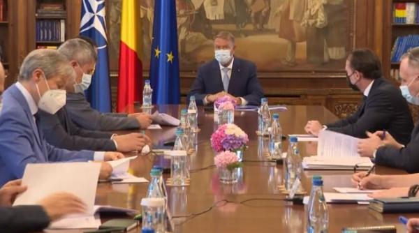 iohannis a inceput consultarile pe tema proiectului romania educata video