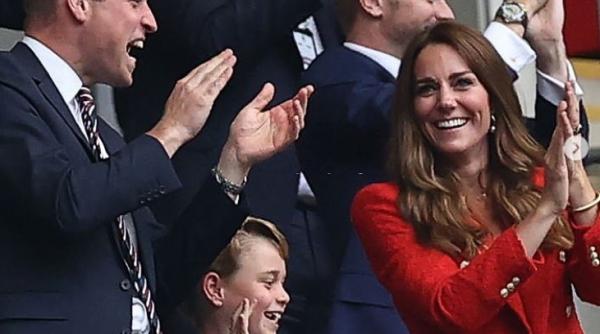 kate middleton in izolare palatul kensington a facut anuntul si a anulat deja evenimentele