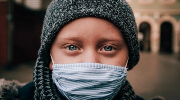 moment foarte periculos in aceasta pandemie avertisment in uk despre valul patru in ciuda vaccinarii guvernul acuzat ca a expus copiii