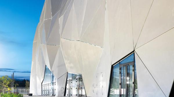 cannes 2021 un aisberg pentru fericirea noastra