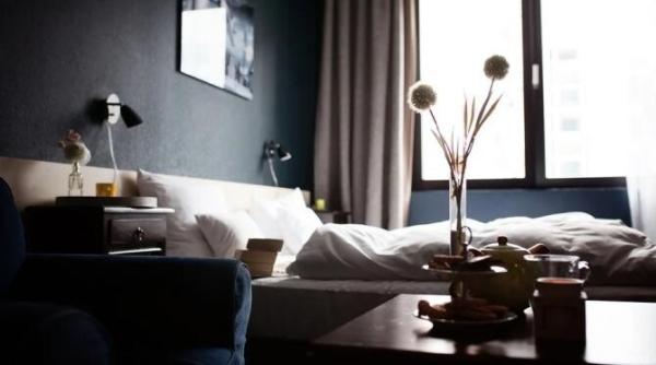 ce hoteluri rezerva romanii cand isi insala partenerii