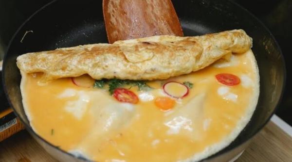 pune putin bicarbonat de sodiu in omleta trucul e mai putin stiut dar e genial