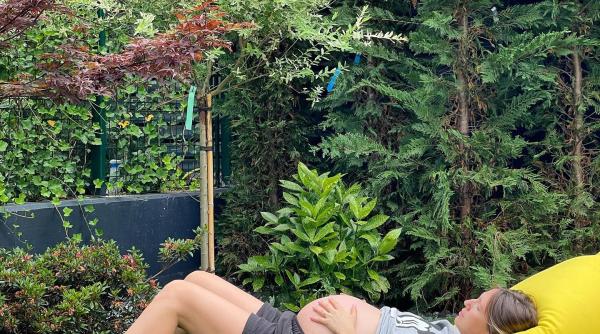 a nascut adela popescu prima fotografie cu bebelusul