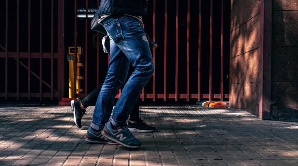 tanar aflat pe trotuar ucis de un sofer beat a pierdut controlul volanului