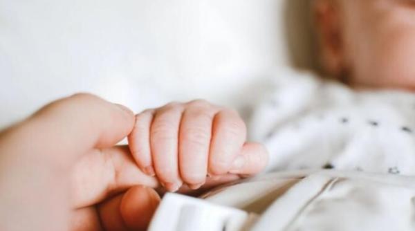 cati copii se nasc anual in romania prin reproducere asistata ioana rugescu cifra ar trebui sa fie mult mai mare