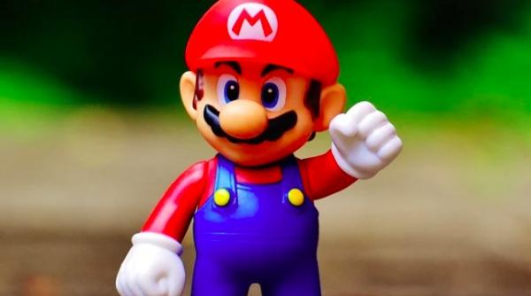 foto tag heuer lanseaza ceas super mario de la 9 000 lei