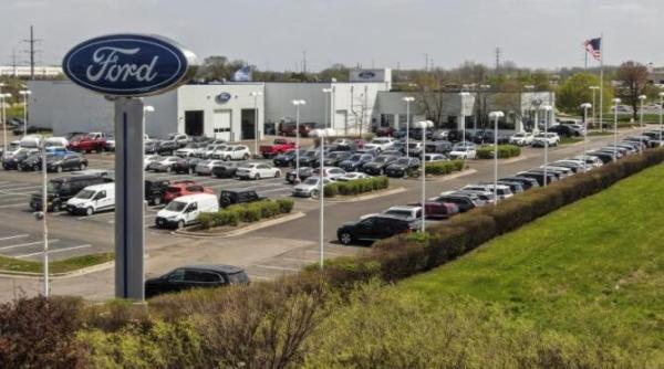 775 000 suv uri ford explorer vor fi rechemate in service