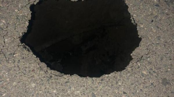 groapa adanca de peste un metru in sectorul 1 din bucuresti pericol public m am crucit