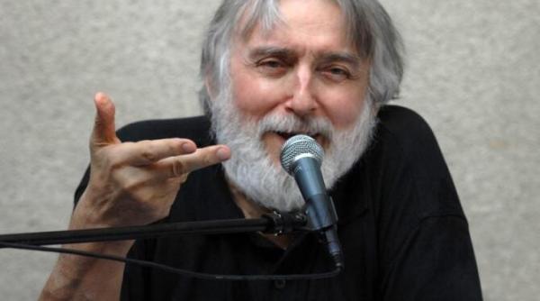 adrian paunescu ar fi implinit azi 78 de ani povestea omului care a lansat un fenomen in romania video