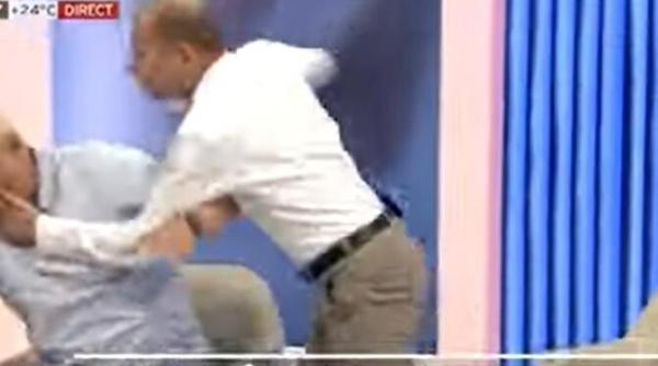 doi politicieni din republica moldova s au luat la bataie intr o emisiune nu ma fa lepadatura video