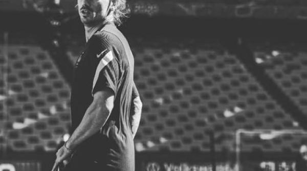 griezmann aproape sa plece de la barcelona dybala ar urma sa i ia locul