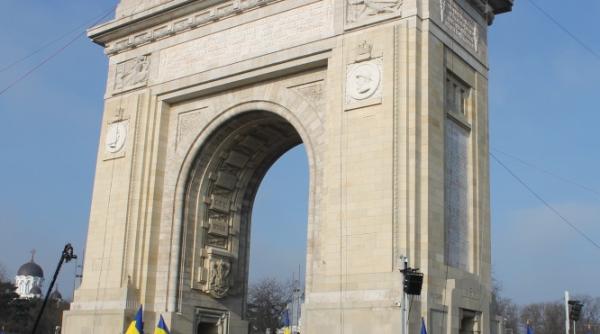 arcul de triumf ceremonie militara cu ocazia incheierii misiunii armatei romaniei in afganistan
