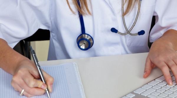 klaus iohannis a semnat decretele finantarea rezidentiatului si reforma in domeniul sanatati printre legile promulgate