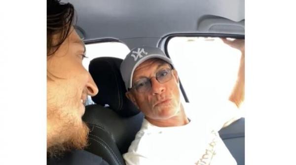 van damme asculta manele tzanca uraganu are un mesaj pentru actor