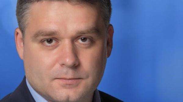 ciucu acuza ca oamenii violetei alexandru isi publica singuri stiri pe stiripesurse