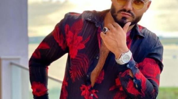 jador umilit de o prezentatoare video viral artistul a luat foc tu esti un exemplu prost pa