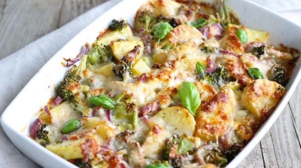 cartofi noi cu masline si telemea la cuptor reteta turceasca plina de savoare o vei repeta