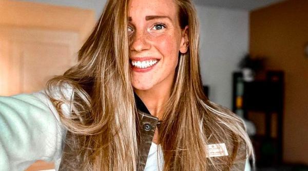 handbal de plaja in pantaloni scurti este socant sa platim sa nu jucam in lenjerie intima