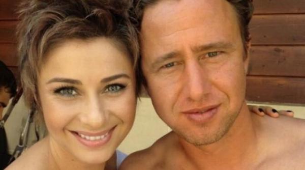 reghe surprins cu o alta femeie in grecia anamaria prodan si fiul ei mesaje bizare a plecat sa se roage la manastire