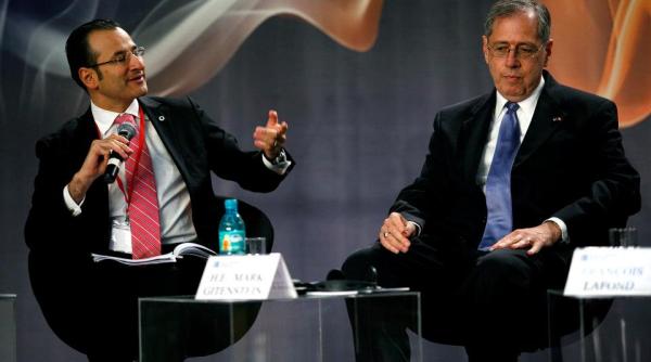 mark gitenstein numit ambasador al sua in ue are origini in botosani si a fost ambasador american in romania