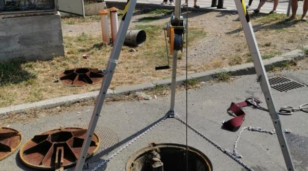 accident grav la galati doi muncitori au fost extrasi dintr un canal