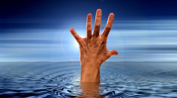 un tanar de 19 ani s a inecat la costinesti