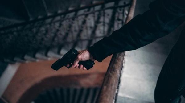 casa ministrului apararii afgan a fost atacata de mai multi barbati inarmati