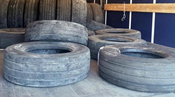 peste trei tone de anvelope uzate oprite la vama giurgiu