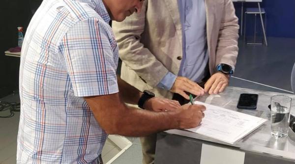 alexandru petrescu robert turcescu a semnat pentru demiterea lui clotilde armand