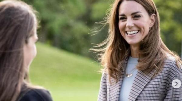 kate middleton produsul banal pe care si l aplica pe fata rezultate uimitoare inlocuieste fondul de ten