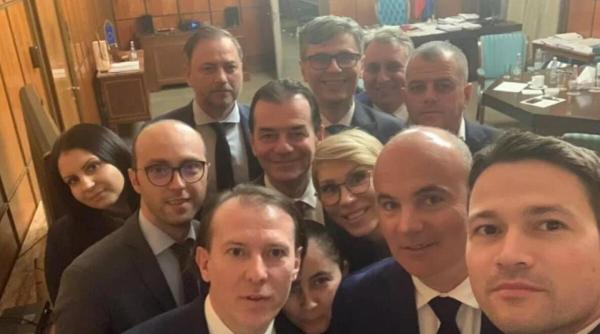 rares bogdan nu mai merge doar cu jos ciuma rosie va trebui sa aratam ce am facut