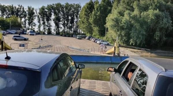 cartea de vizita a romaniei wc ul dintre copaci langa politia de frontiera